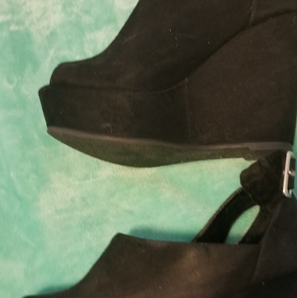 Wedges - Picture 4 of 6